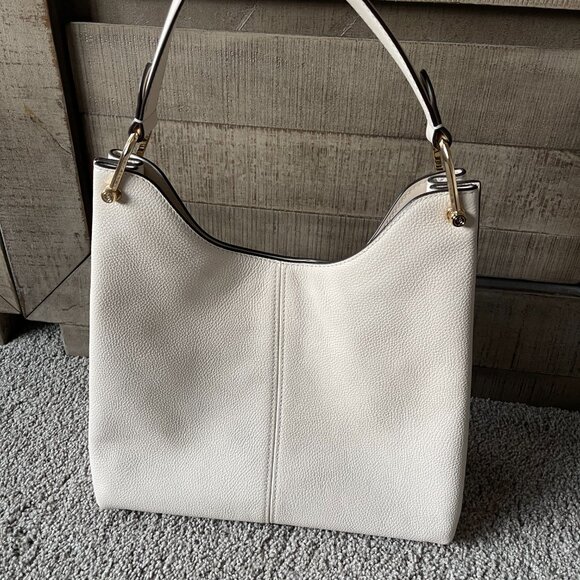 Mikael Kors Joan Large Shoulder Bag New with Tag - Picture 3 of 6